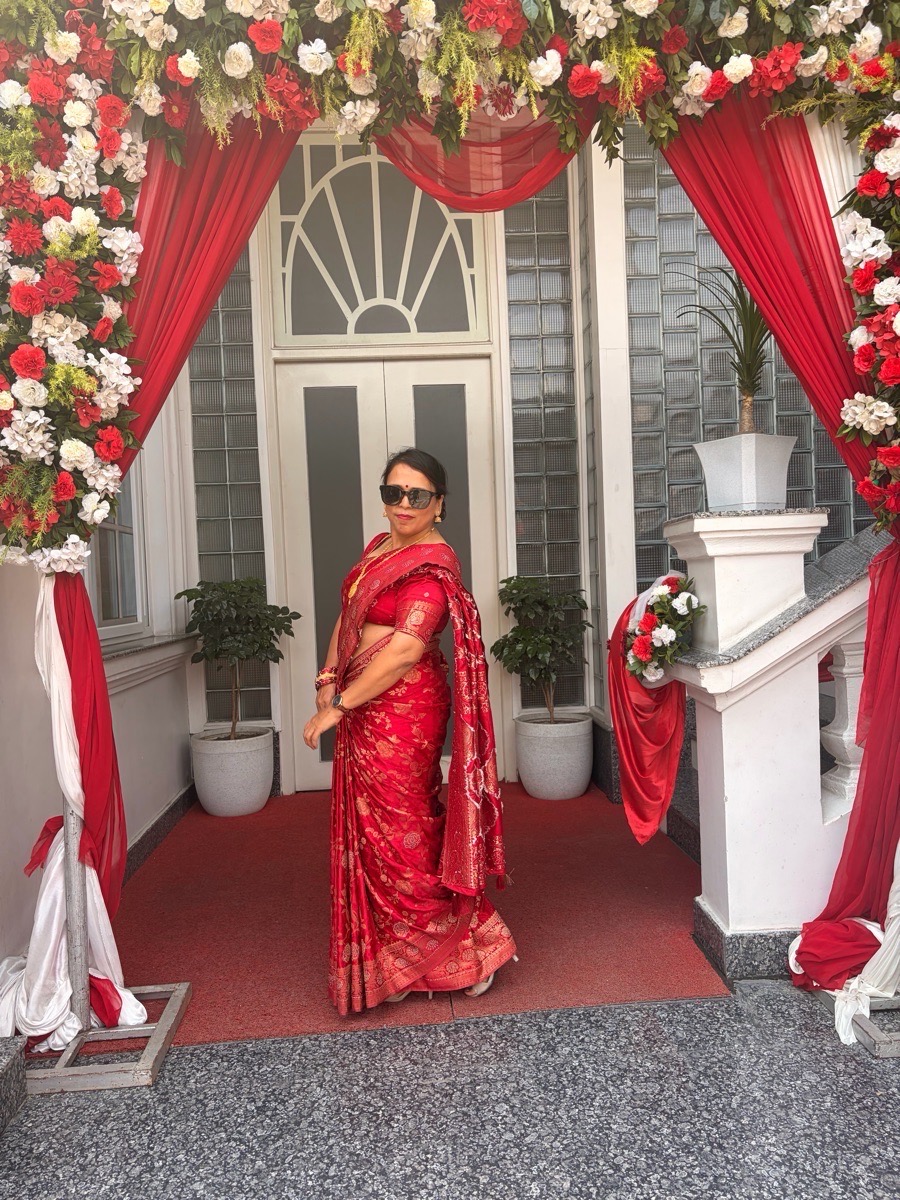 How I am looking in sari