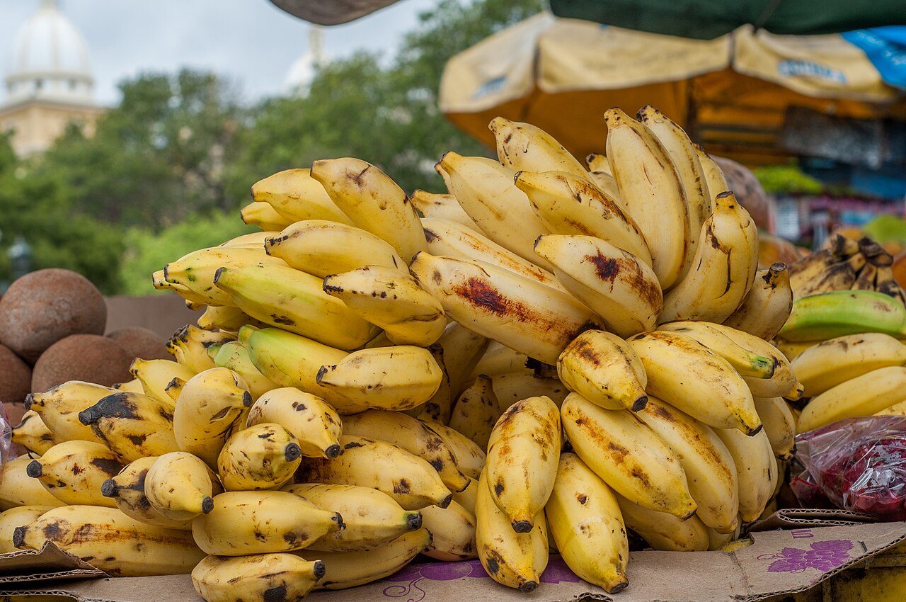 Banana (1 Dozen) (केरा)